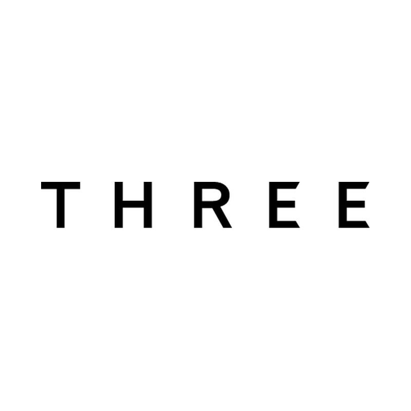 THREEのブランドロゴ